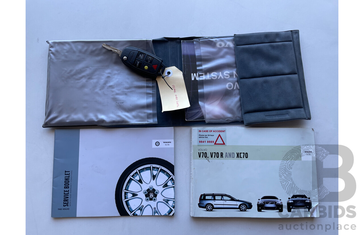 10/03 Volvo Xc70 CROSS COUNTRY AWD  4D Wagon Green 2.5L