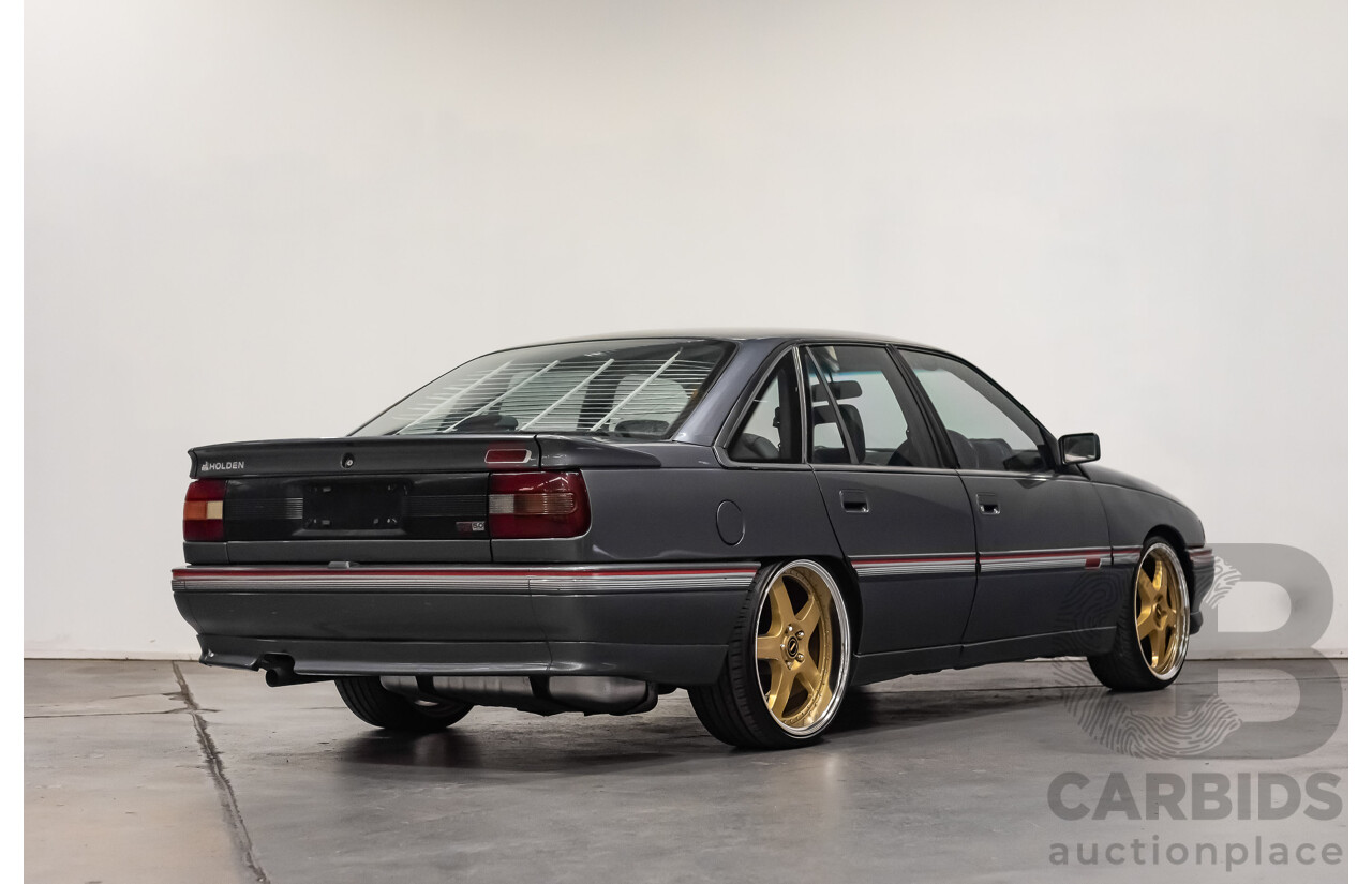 3/1990 Holden Commodore SS VN 4d Sedan A9F Atlas Grey V8 5.0L