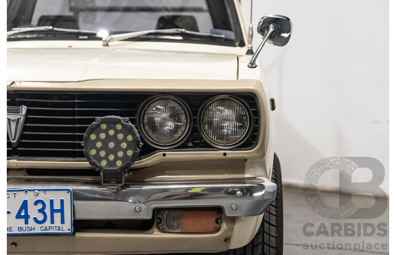 12/1977 Toyota Hilux RN27 2d Utility Tub Back Cream 18R 2.0L