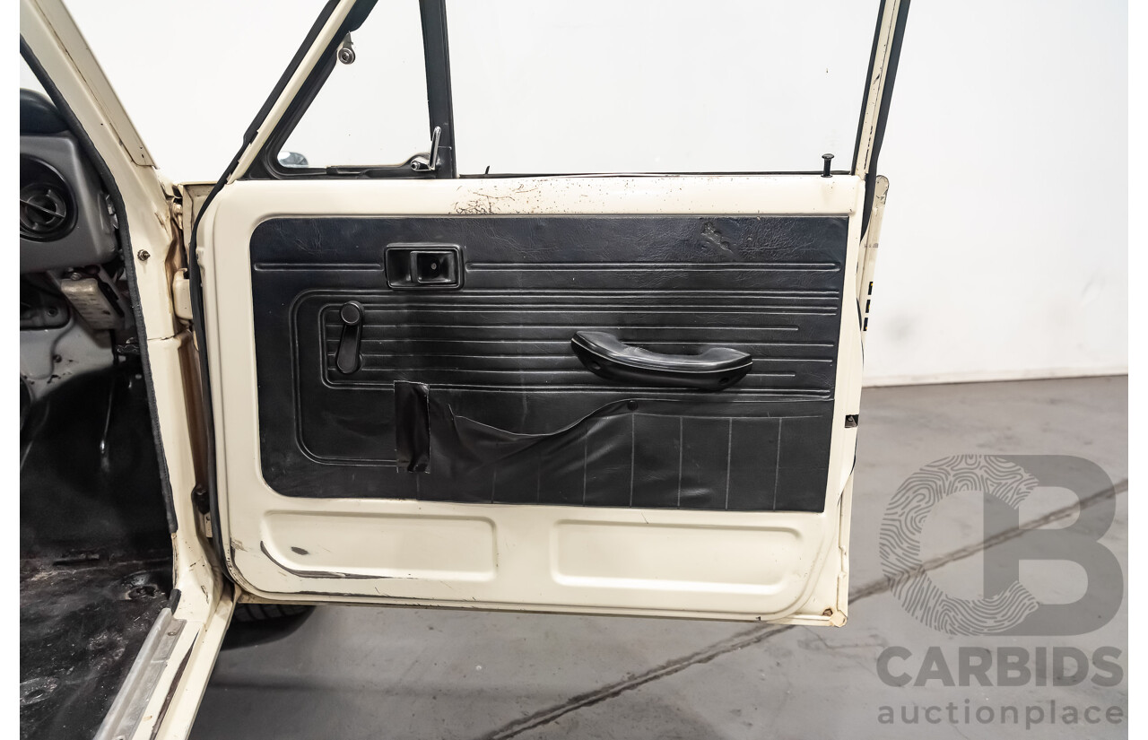 12/1977 Toyota Hilux RN27 2d Utility Tub Back Cream 18R 2.0L