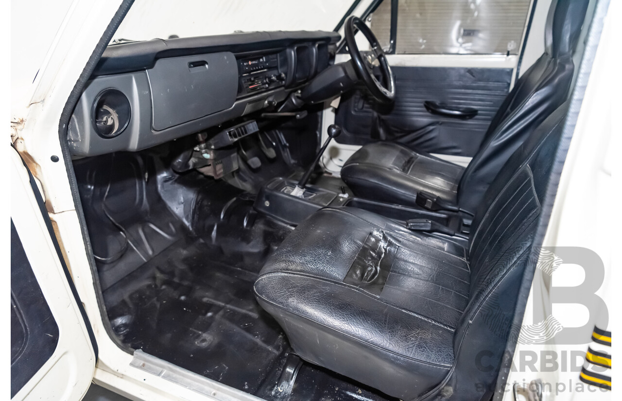 12/1977 Toyota Hilux RN27 2d Utility Tub Back Cream 18R 2.0L