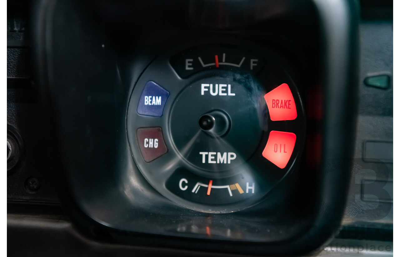 12/1977 Toyota Hilux RN27 2d Utility Tub Back Cream 18R 2.0L