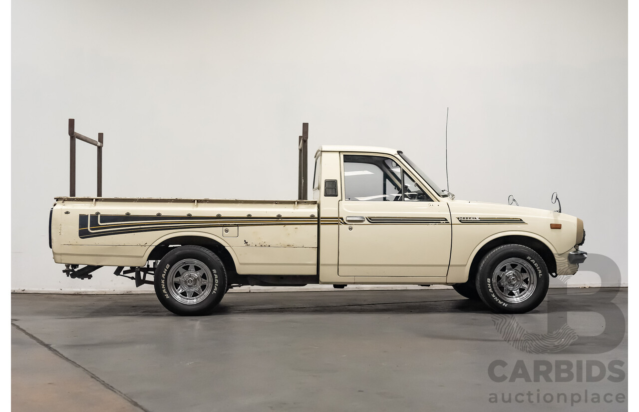 12/1977 Toyota Hilux RN27 2d Utility Tub Back Cream 18R 2.0L