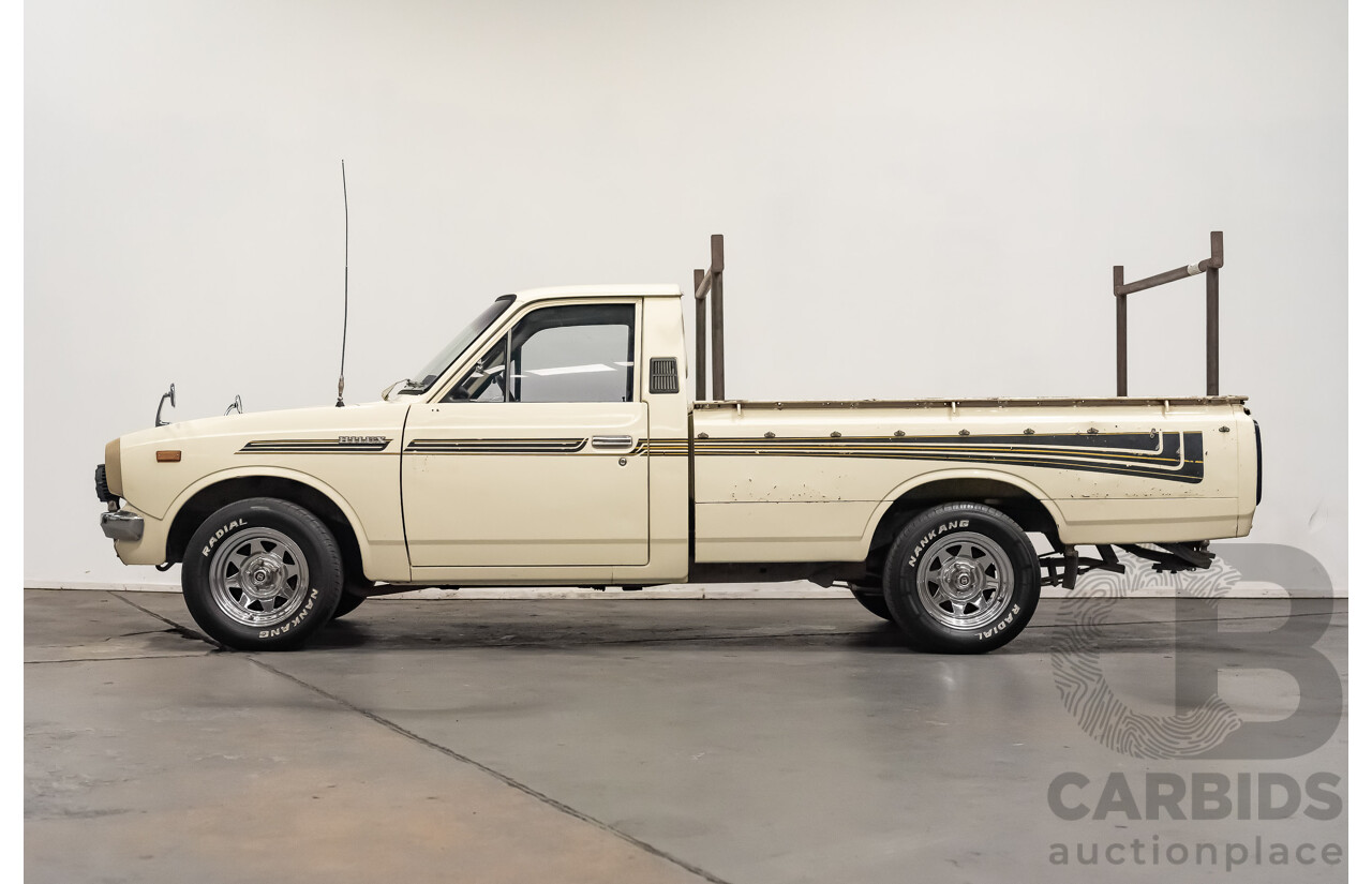 12/1977 Toyota Hilux RN27 2d Utility Tub Back Cream 18R 2.0L