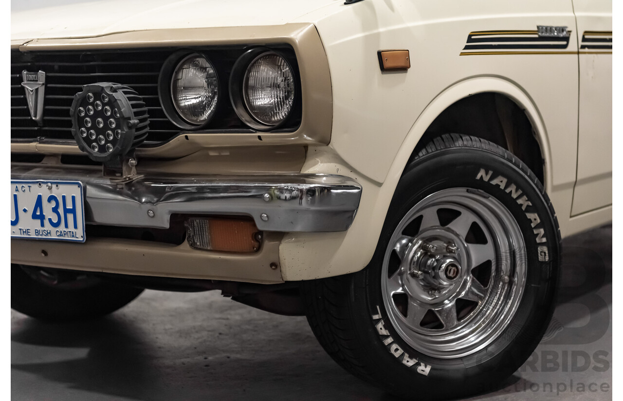 12/1977 Toyota Hilux RN27 2d Utility Tub Back Cream 18R 2.0L