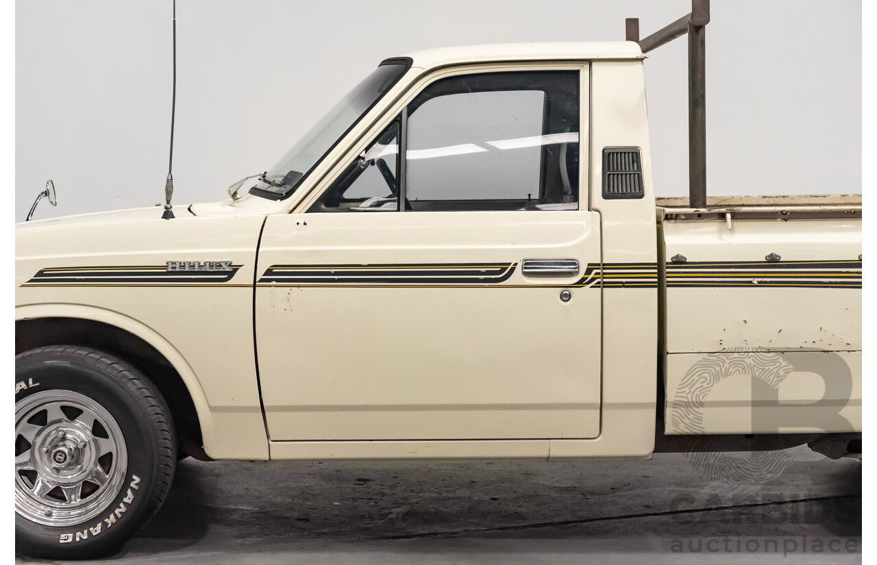 12/1977 Toyota Hilux RN27 2d Utility Tub Back Cream 18R 2.0L