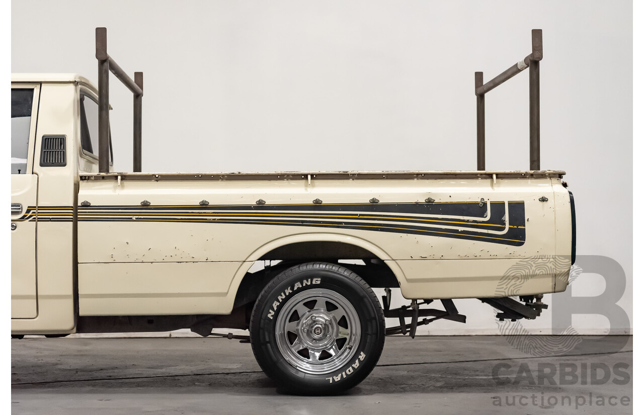 12/1977 Toyota Hilux RN27 2d Utility Tub Back Cream 18R 2.0L