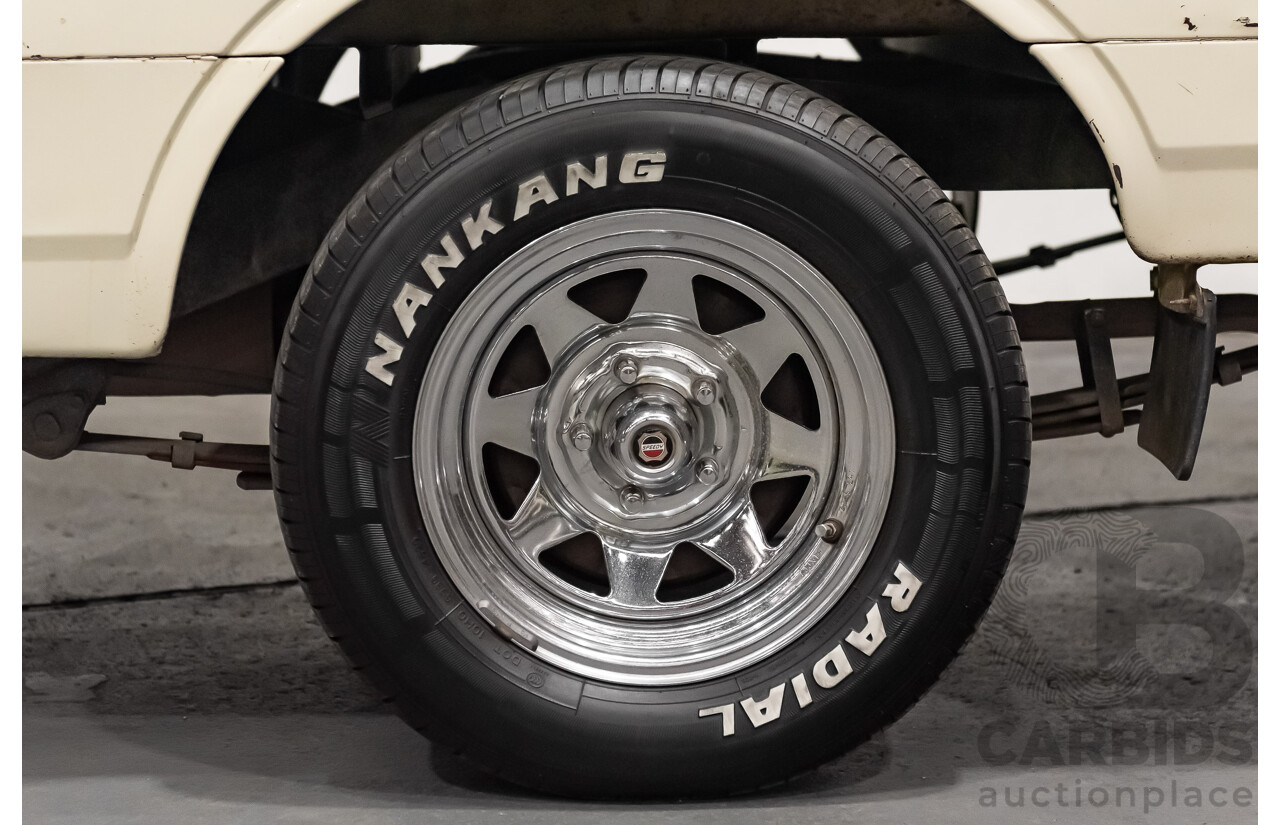 12/1977 Toyota Hilux RN27 2d Utility Tub Back Cream 18R 2.0L