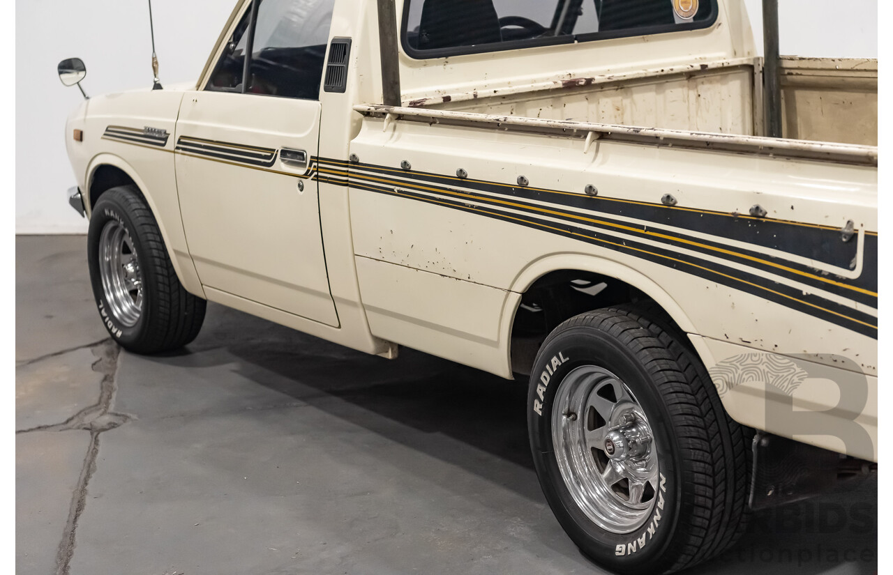 12/1977 Toyota Hilux RN27 2d Utility Tub Back Cream 18R 2.0L