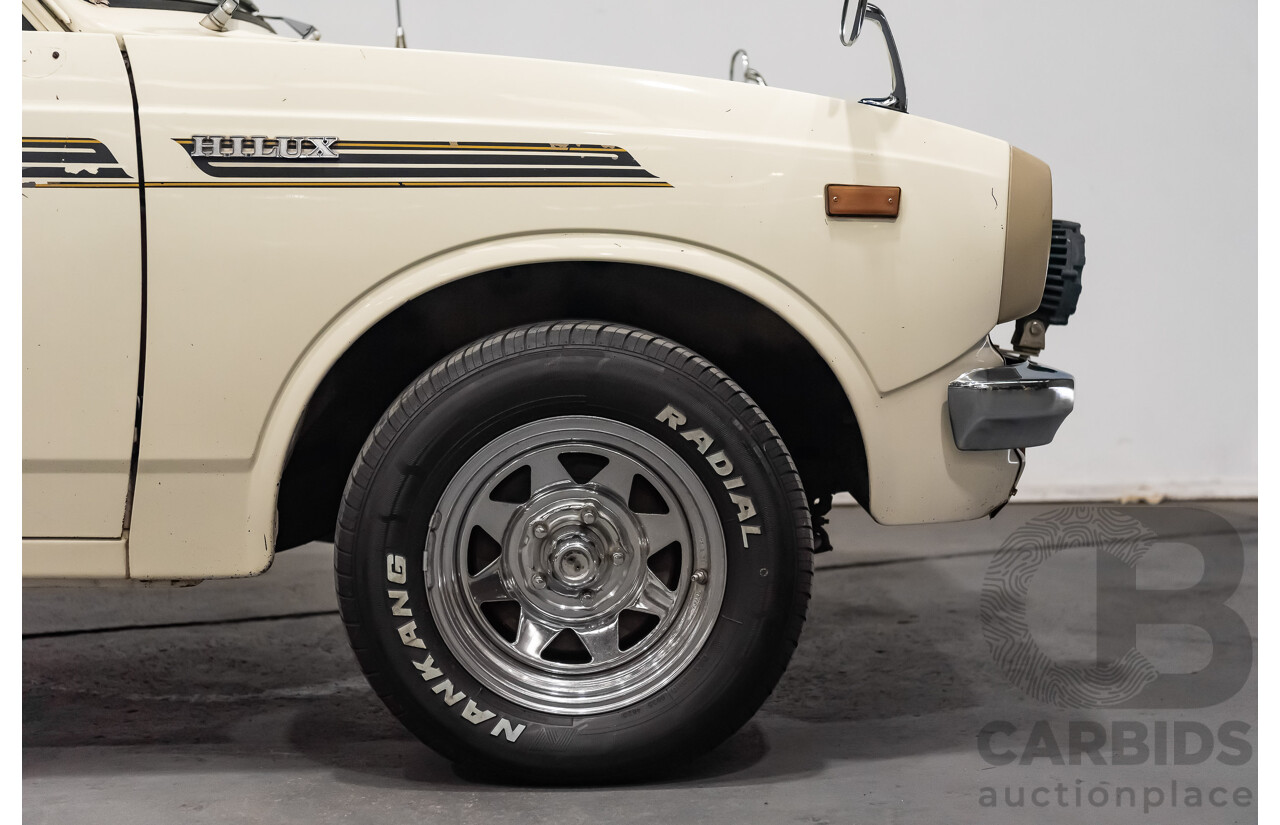 12/1977 Toyota Hilux RN27 2d Utility Tub Back Cream 18R 2.0L