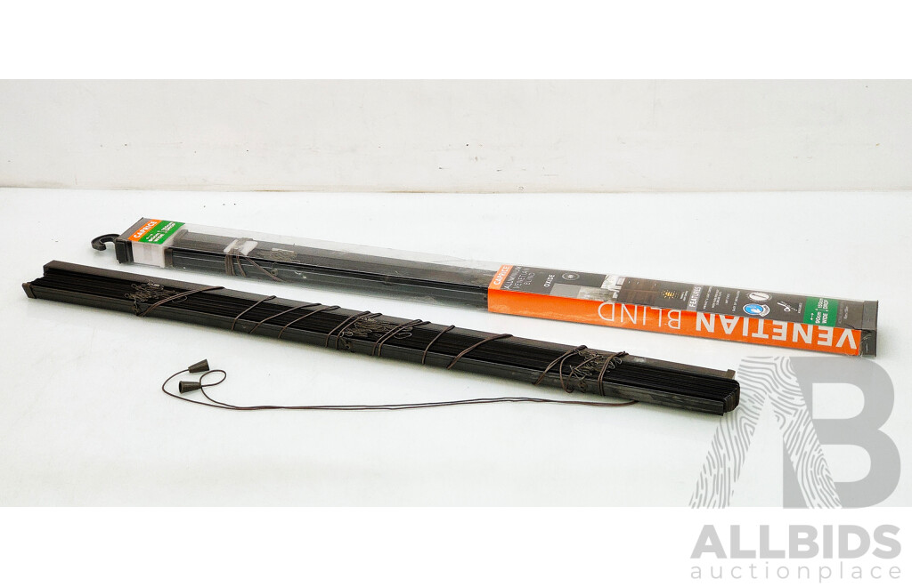 CAPRICE Aluminium Venetian Blinds - Lot of 2