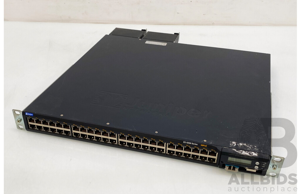 Juniper Networks (EX4200-48P) EX 4200 Series 48PoE+ 48-Port Gigabit Switch