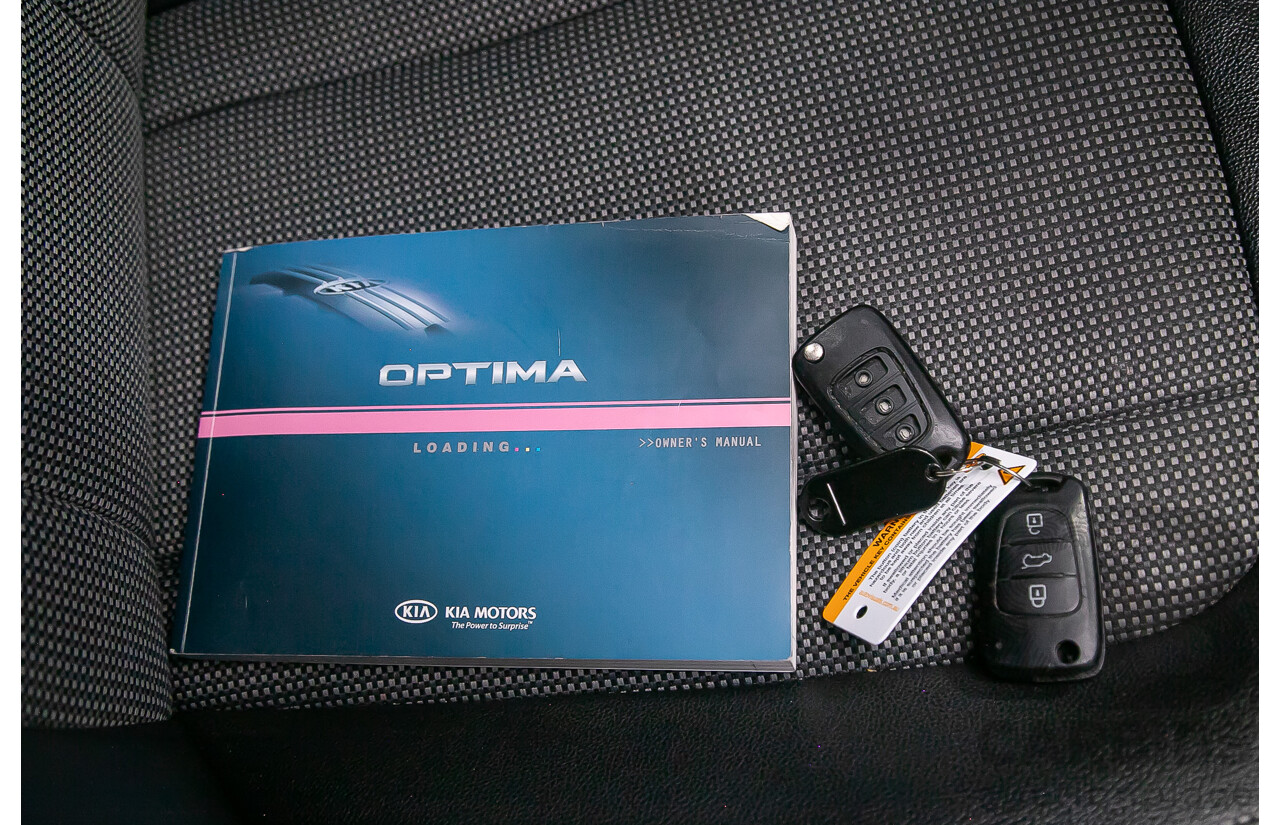 3/2012 Kia Optima Si TF 4d Sedan Grey 2.4L