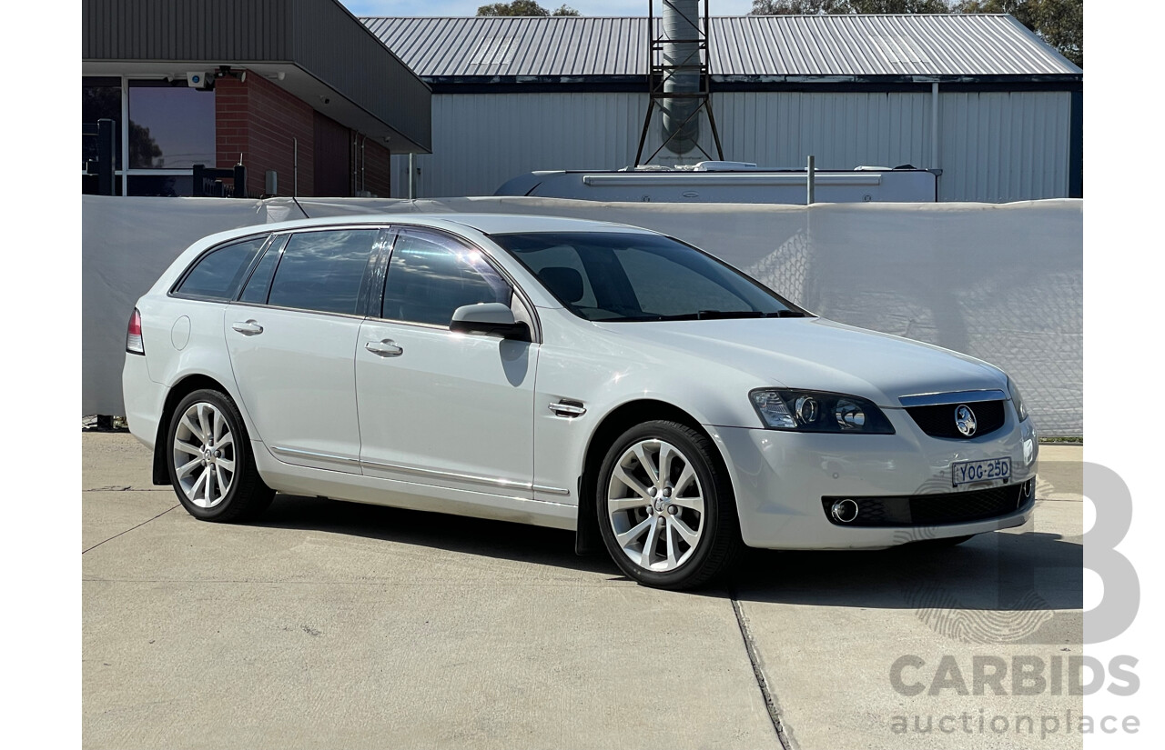 10/08 Holden Calais  RWD VE MY09 4D Sportwagon White 3.6L