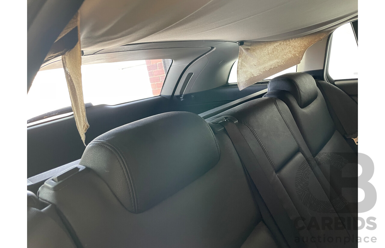 10/08 Holden Calais  RWD VE MY09 4D Sportwagon White 3.6L