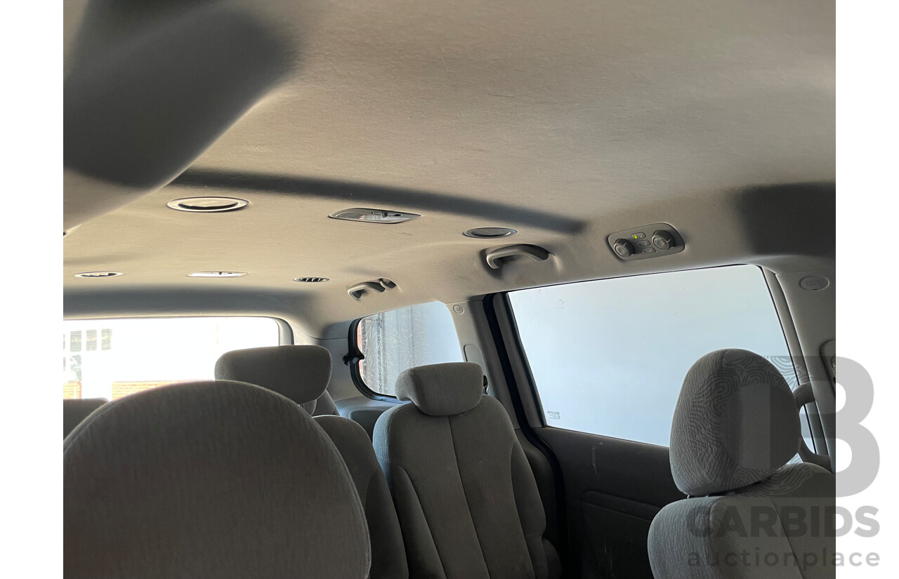 06/10 Kia Grand Carnival Si FWD VQ MY11 4D Wagon White 3.5L