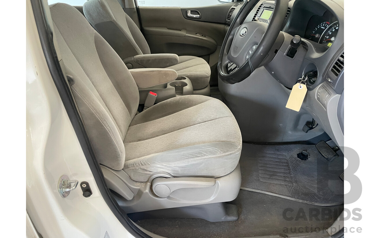 06/10 Kia Grand Carnival Si FWD VQ MY11 4D Wagon White 3.5L