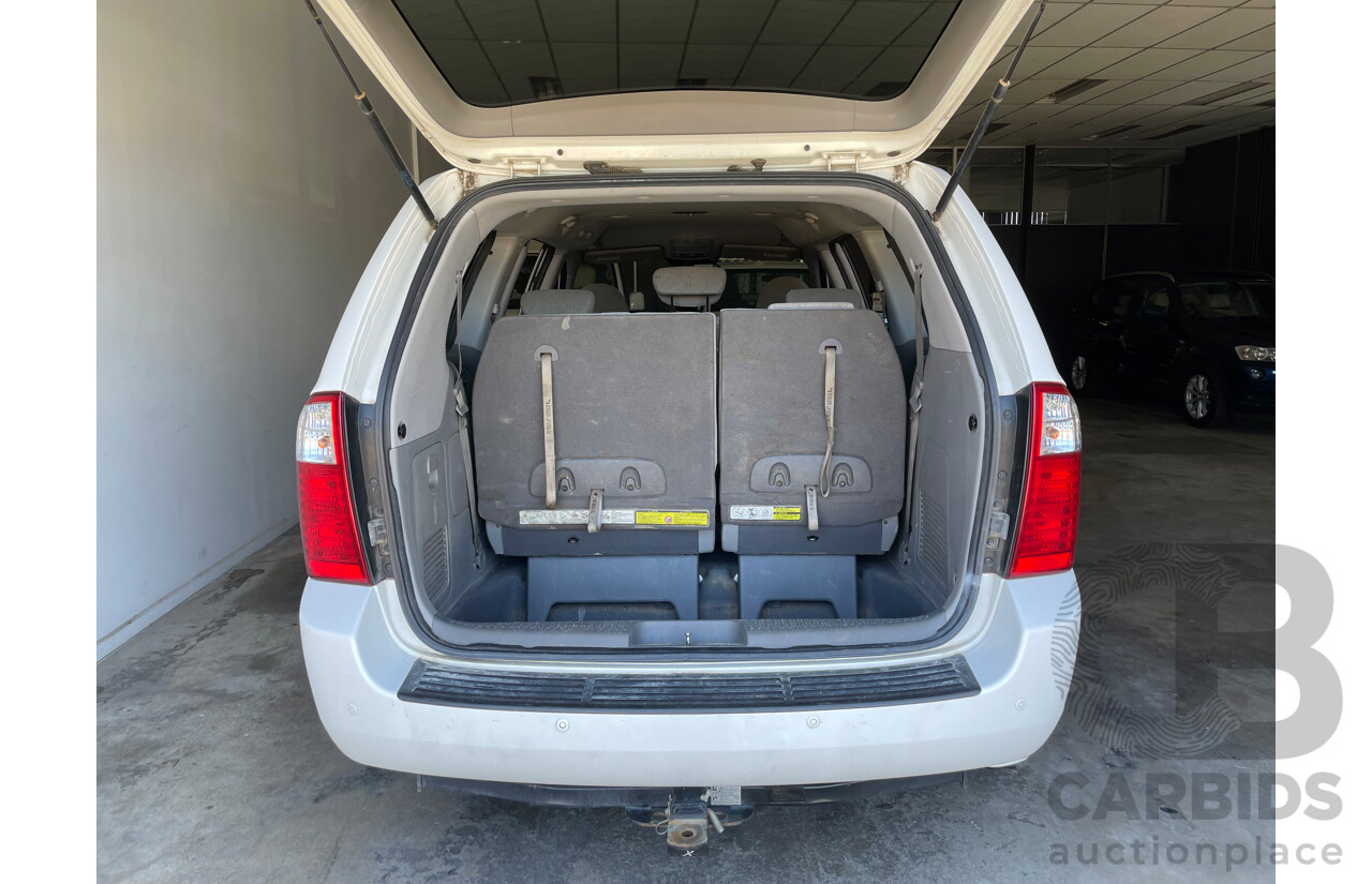 06/10 Kia Grand Carnival Si FWD VQ MY11 4D Wagon White 3.5L