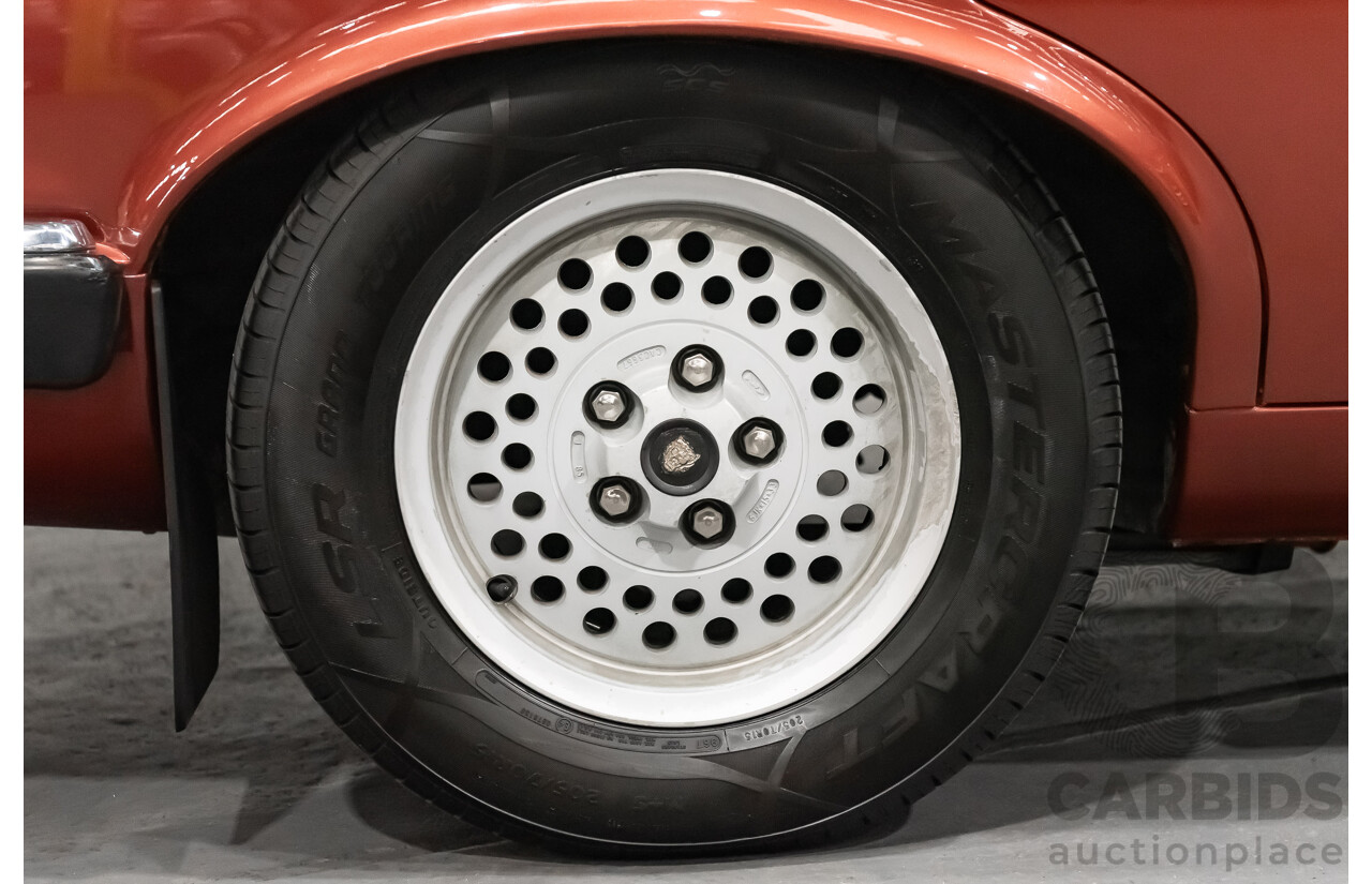 12/1985 Jaguar XJ6 Sovereign 4.2 4d Sedan Cranberry Red 4.2L