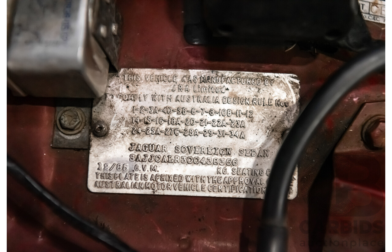 12/1985 Jaguar XJ6 Sovereign 4.2 4d Sedan Cranberry Red 4.2L
