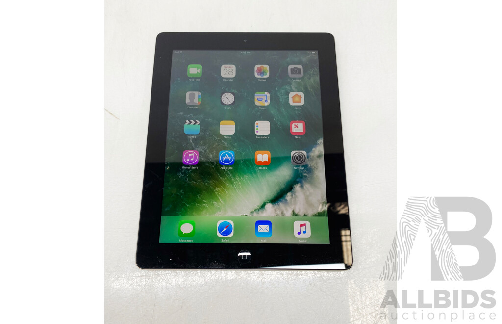Apple (A1458) 9.7-Inch Wi-Fi 32GB iPad 4th Gen