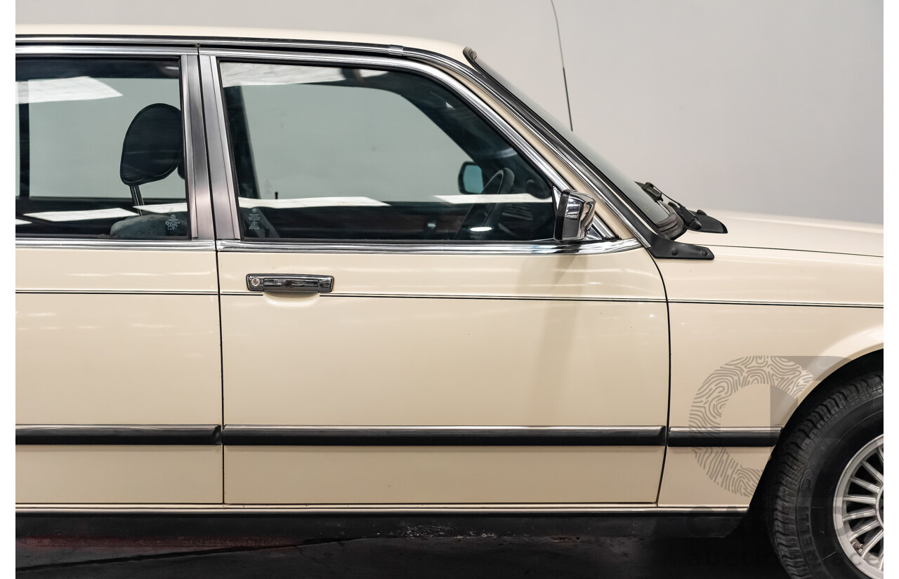 1/1980 BMW 733i E23 4d Sedan White 3.2L