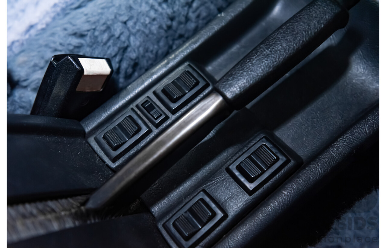 1/1980 BMW 733i E23 4d Sedan White 3.2L