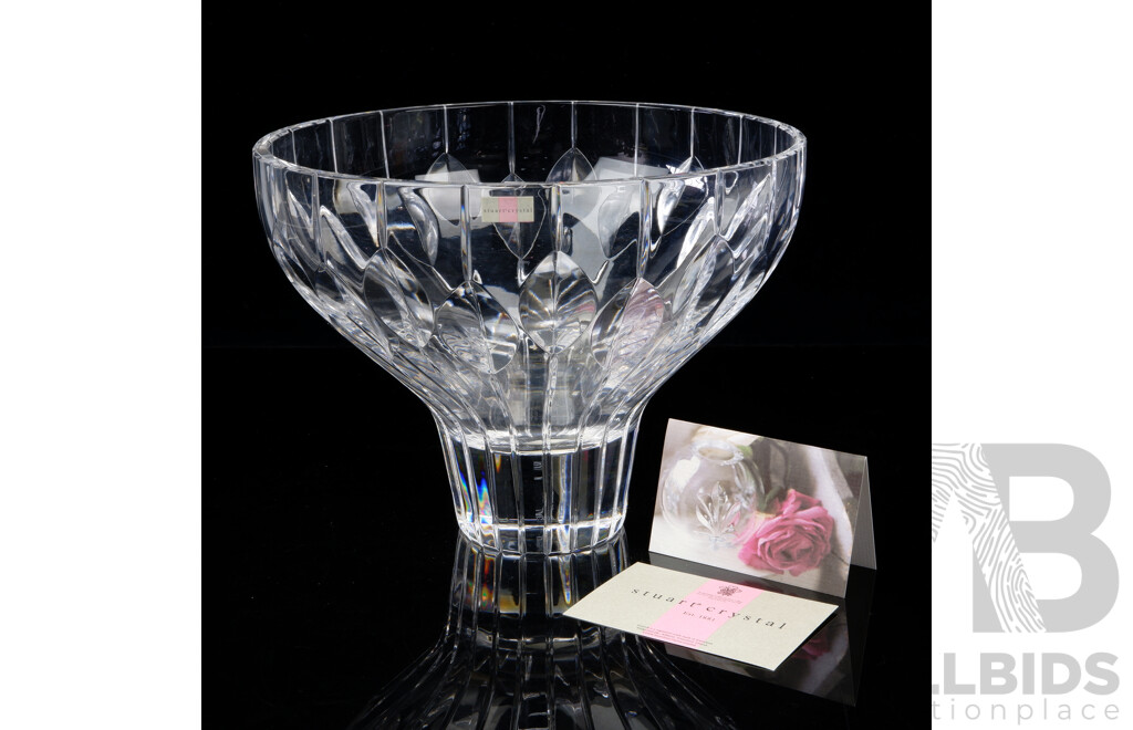 Vintage Stuart Crystal Large Centerpiece - Lot 1541063 | ALLBIDS