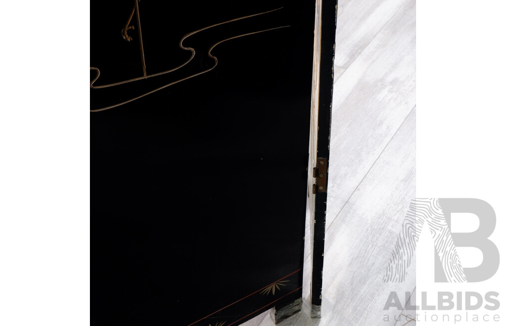 Part Chinese Dressing Screen