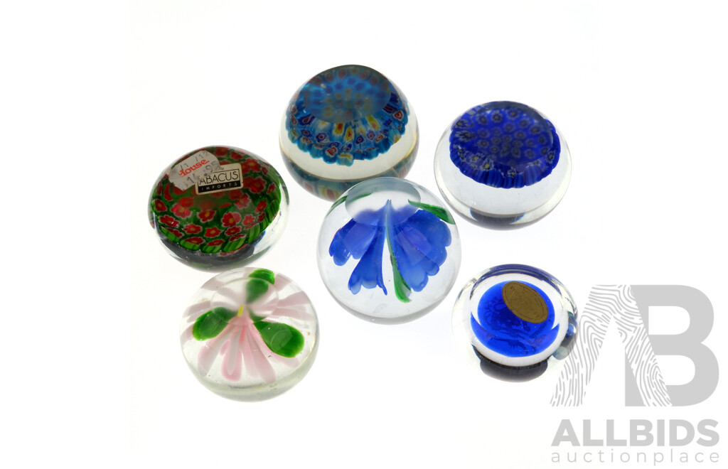 Collection Six Glass Paperweights - Lot 1576545 | ALLBIDS