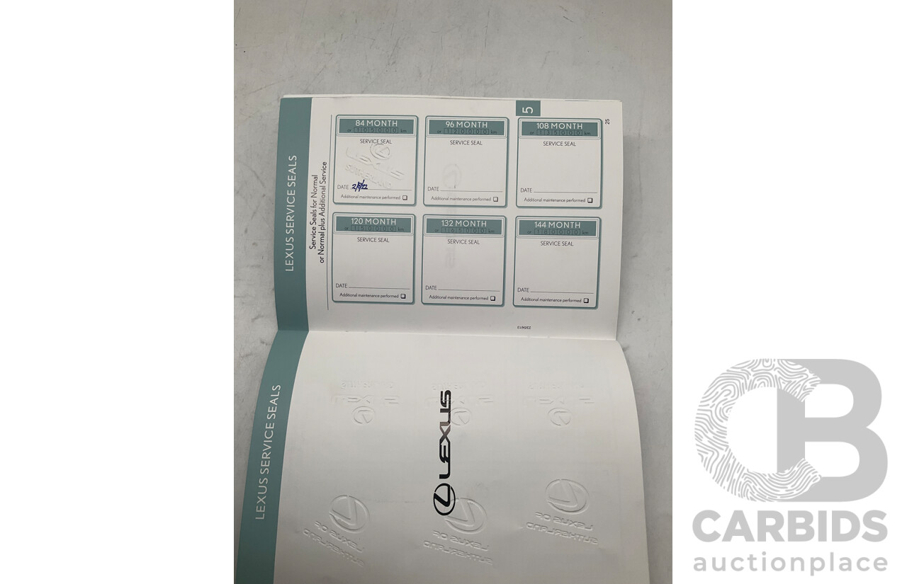 11/2013 Lexus Es300h Sports Luxury AVV60R 4d Sedan Metallic Silver 2.5L - Hybrid