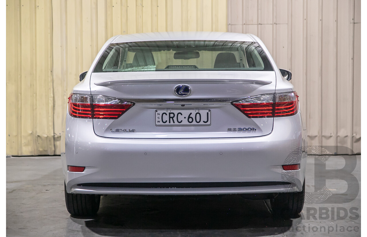 11/2013 Lexus Es300h Sports Luxury AVV60R 4d Sedan Metallic Silver 2.5L - Hybrid