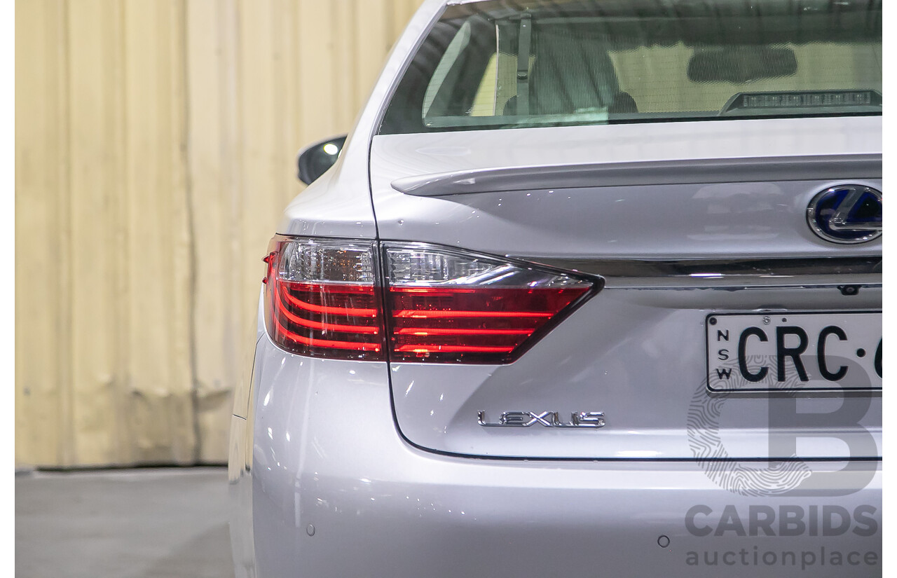 11/2013 Lexus Es300h Sports Luxury AVV60R 4d Sedan Metallic Silver 2.5L - Hybrid