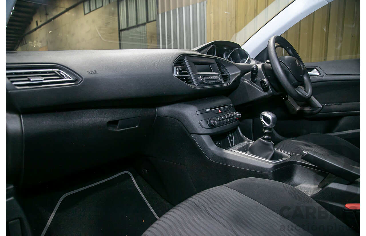 10/2014 Peugeot 308 Access T9 5d Hatchback White Turbo 1.2L