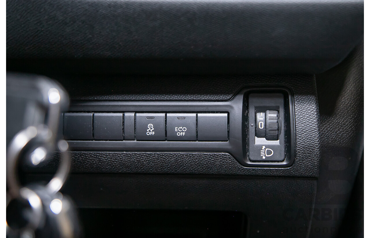 10/2014 Peugeot 308 Access T9 5d Hatchback White Turbo 1.2L