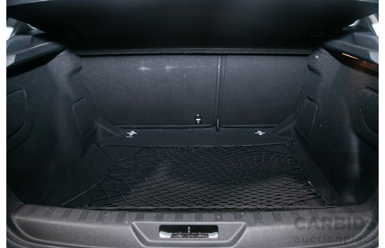 10/2014 Peugeot 308 Access T9 5d Hatchback White Turbo 1.2L