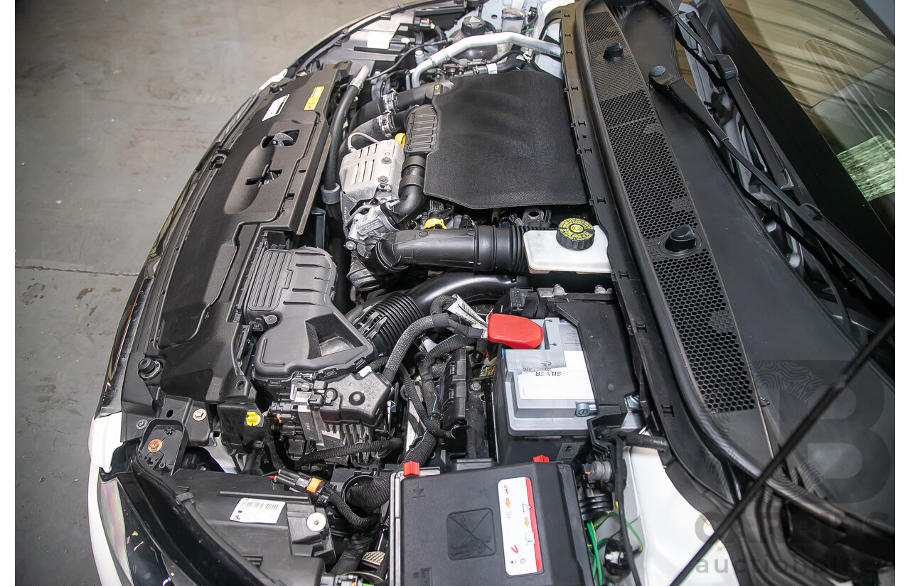 10/2014 Peugeot 308 Access T9 5d Hatchback White Turbo 1.2L