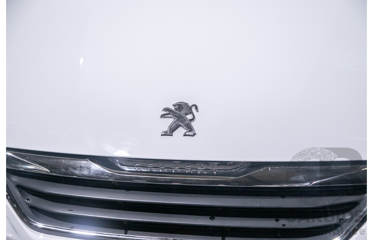 10/2014 Peugeot 308 Access T9 5d Hatchback White Turbo 1.2L