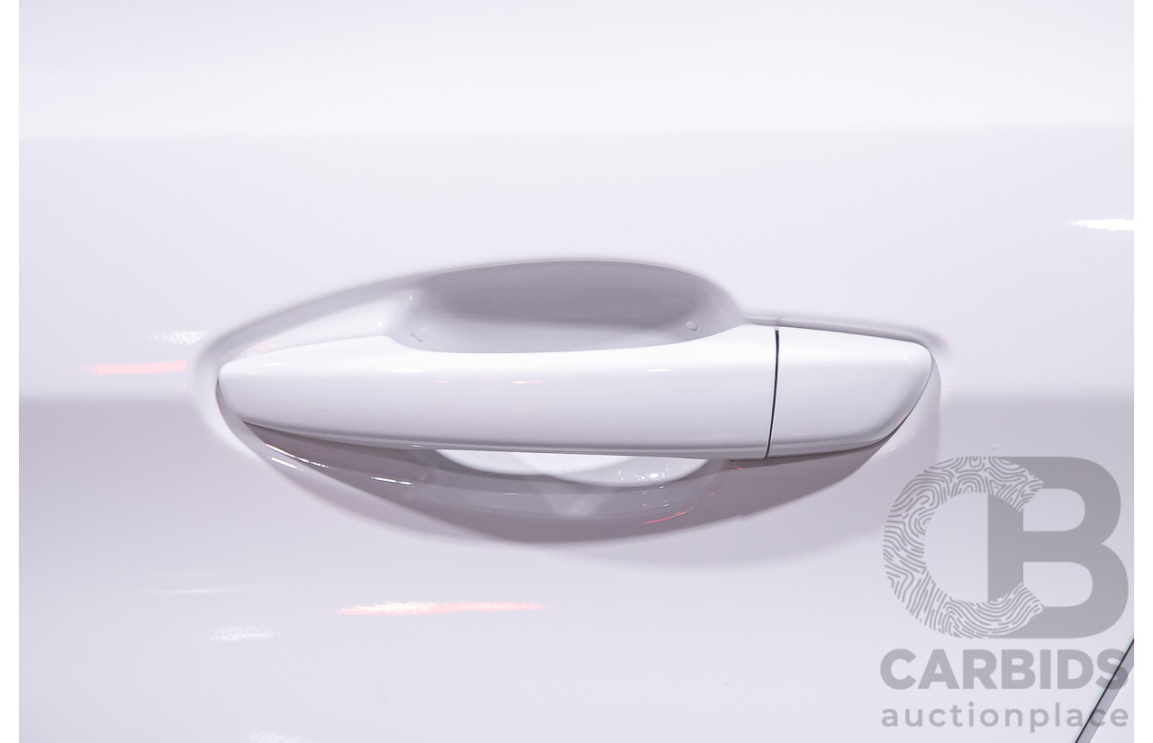 10/2014 Peugeot 308 Access T9 5d Hatchback White Turbo 1.2L