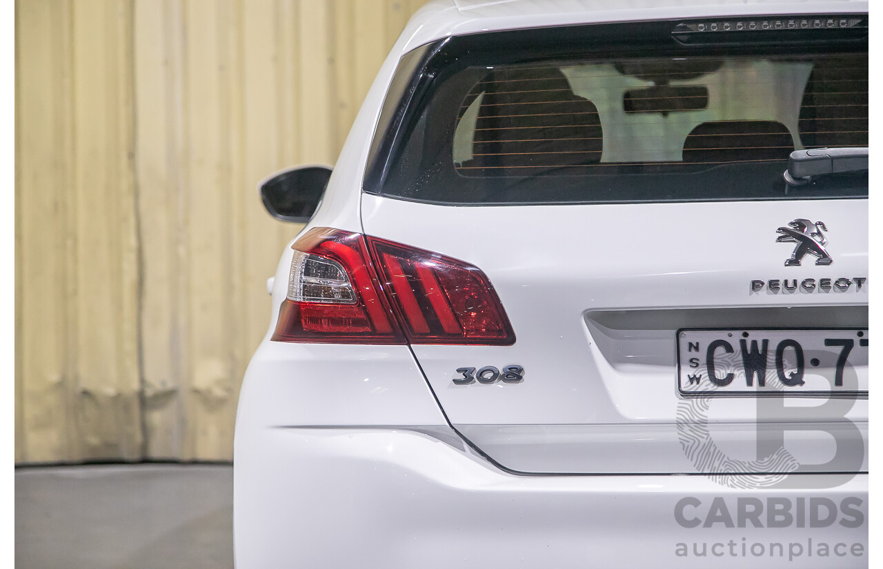 10/2014 Peugeot 308 Access T9 5d Hatchback White Turbo 1.2L