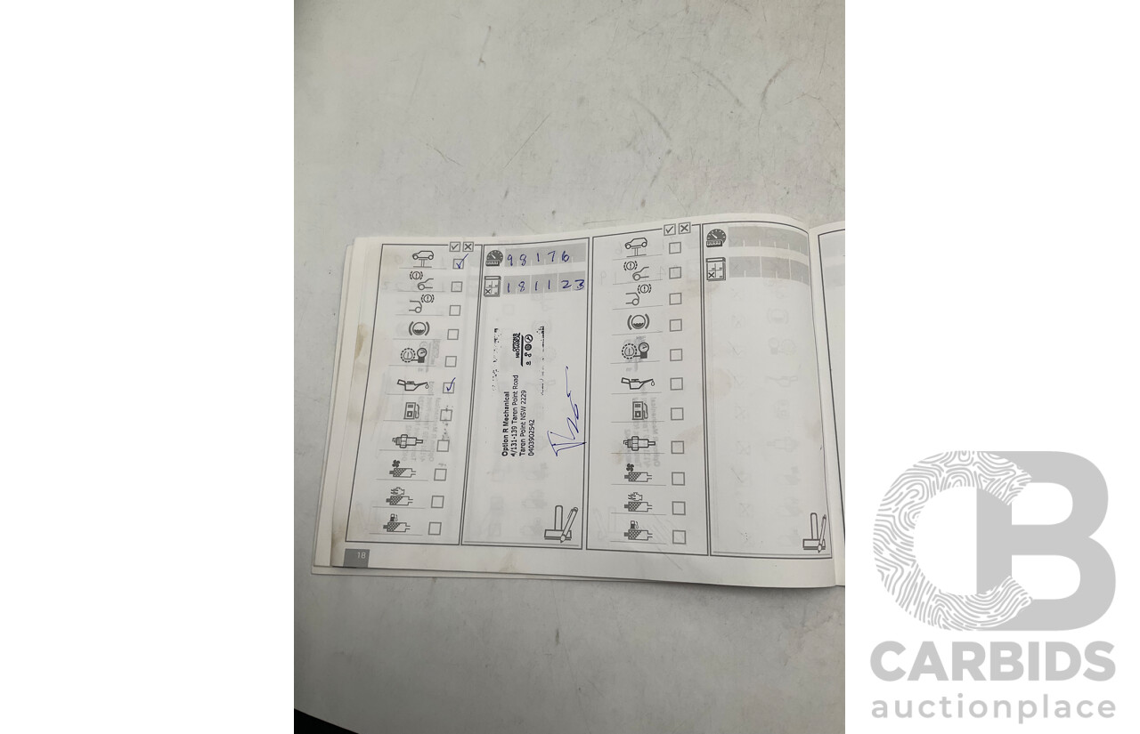 1/2014 Mini Cooper S R56 MY13 2d Hatchback Metallic Orange Turbo 1.6L