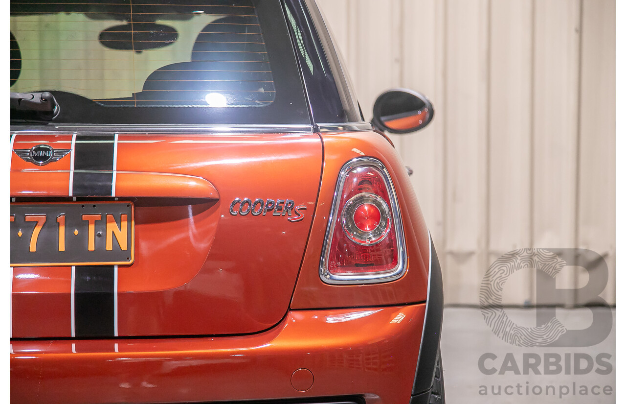 1/2014 Mini Cooper S R56 MY13 2d Hatchback Metallic Orange Turbo 1.6L