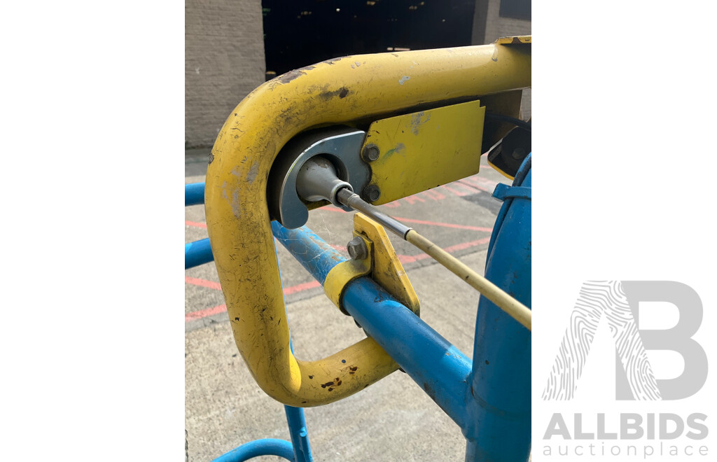 GENIE Z-51/30J RT Articulating Boom Lift