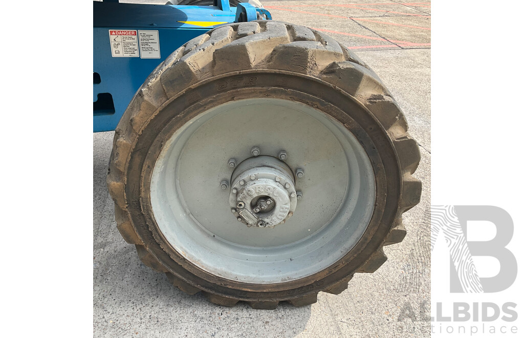 GENIE Z-51/30J RT Articulating Boom Lift