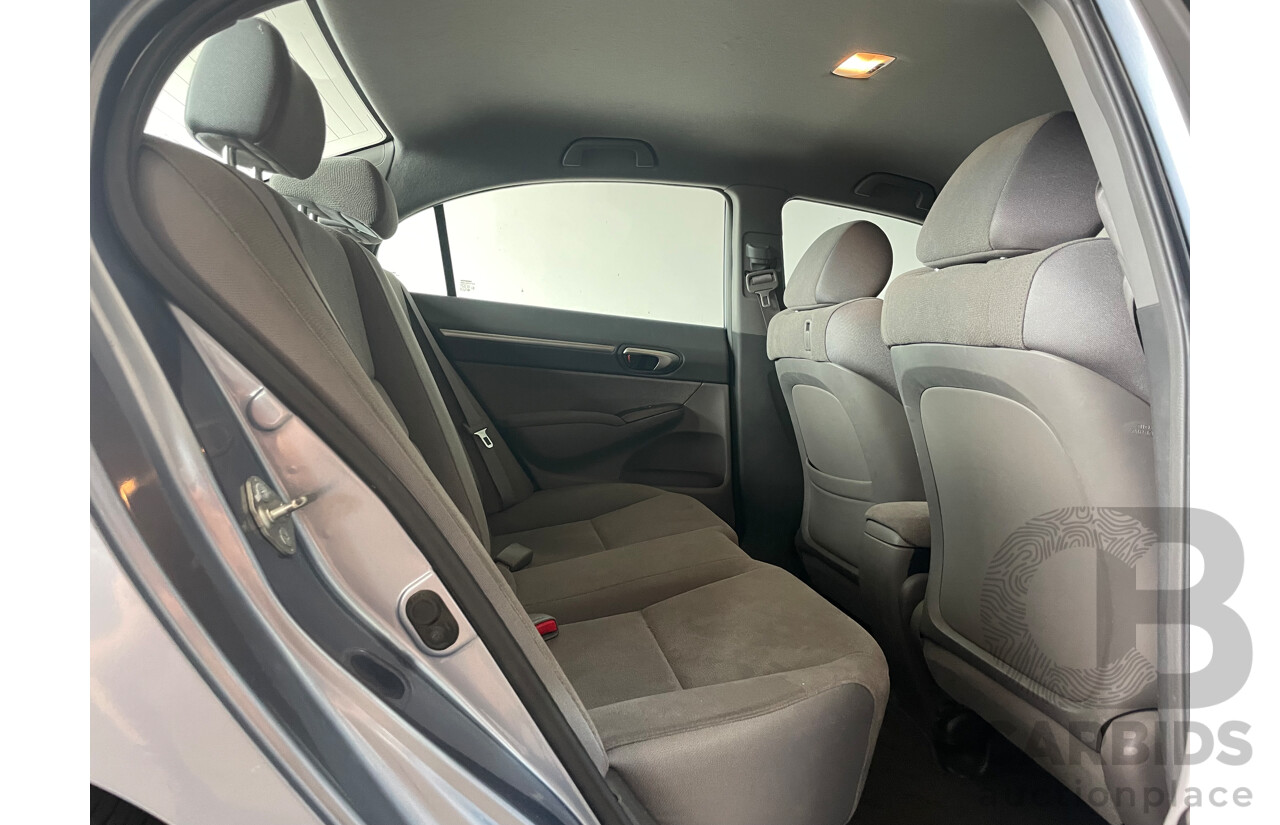 03/06 Honda Civic VTi-L FWD 40 4D Sedan Blue 1.8L