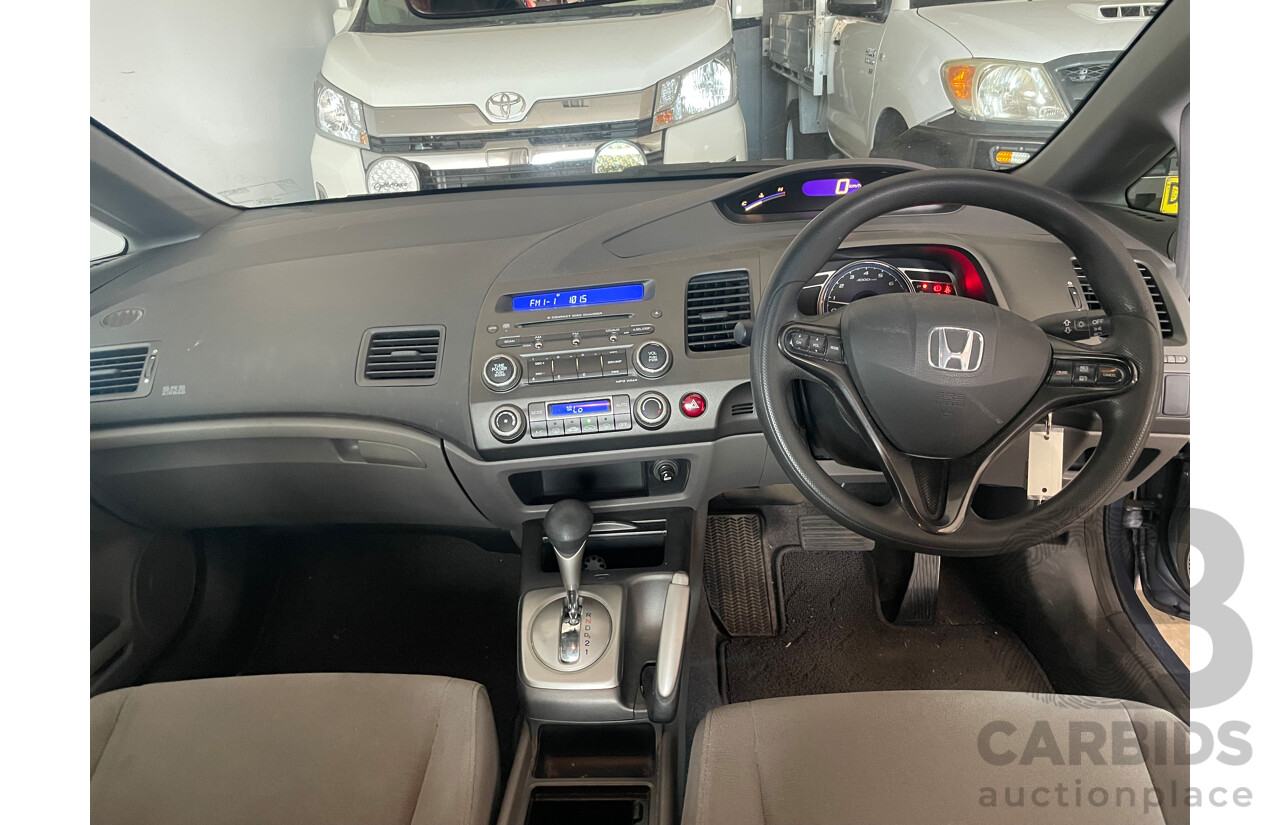 03/06 Honda Civic VTi-L FWD 40 4D Sedan Blue 1.8L