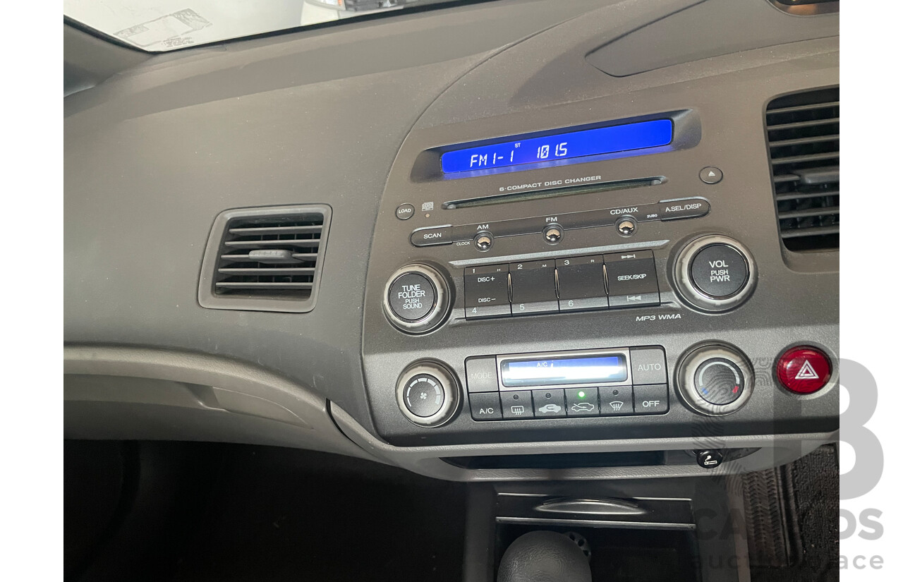 03/06 Honda Civic VTi-L FWD 40 4D Sedan Blue 1.8L