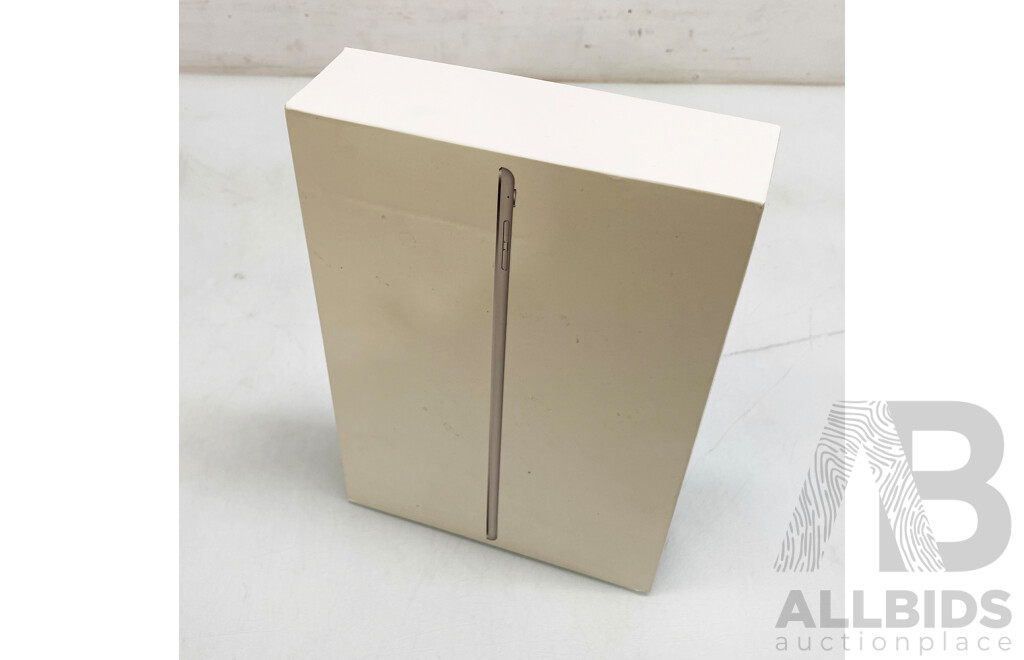 Apple (A1674) 9.7-Inch Cellular 256GB IPad Pro (Silver)