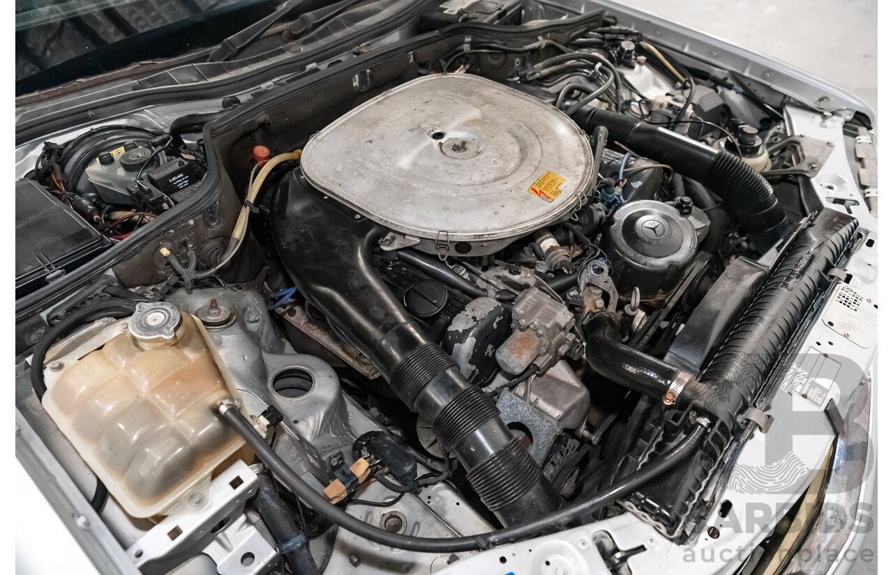 3/1989 Mercedes Benz 420 SEL W126 4d Sedan Silver V8 4.2L