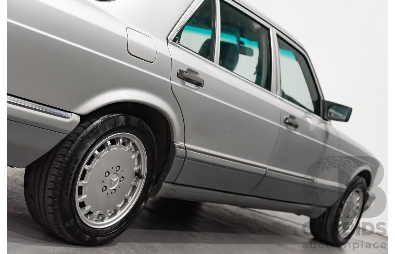 3/1989 Mercedes Benz 420 SEL W126 4d Sedan Silver V8 4.2L